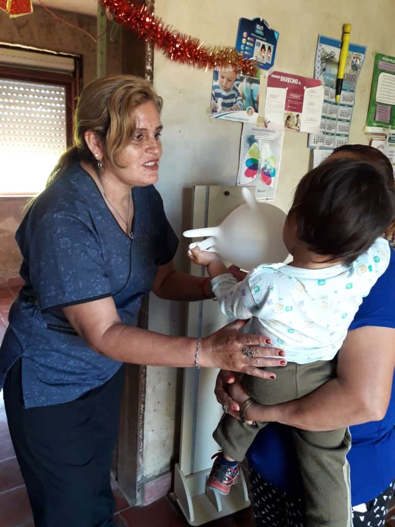 Fuerte tarea sanitaria en comunidad rural