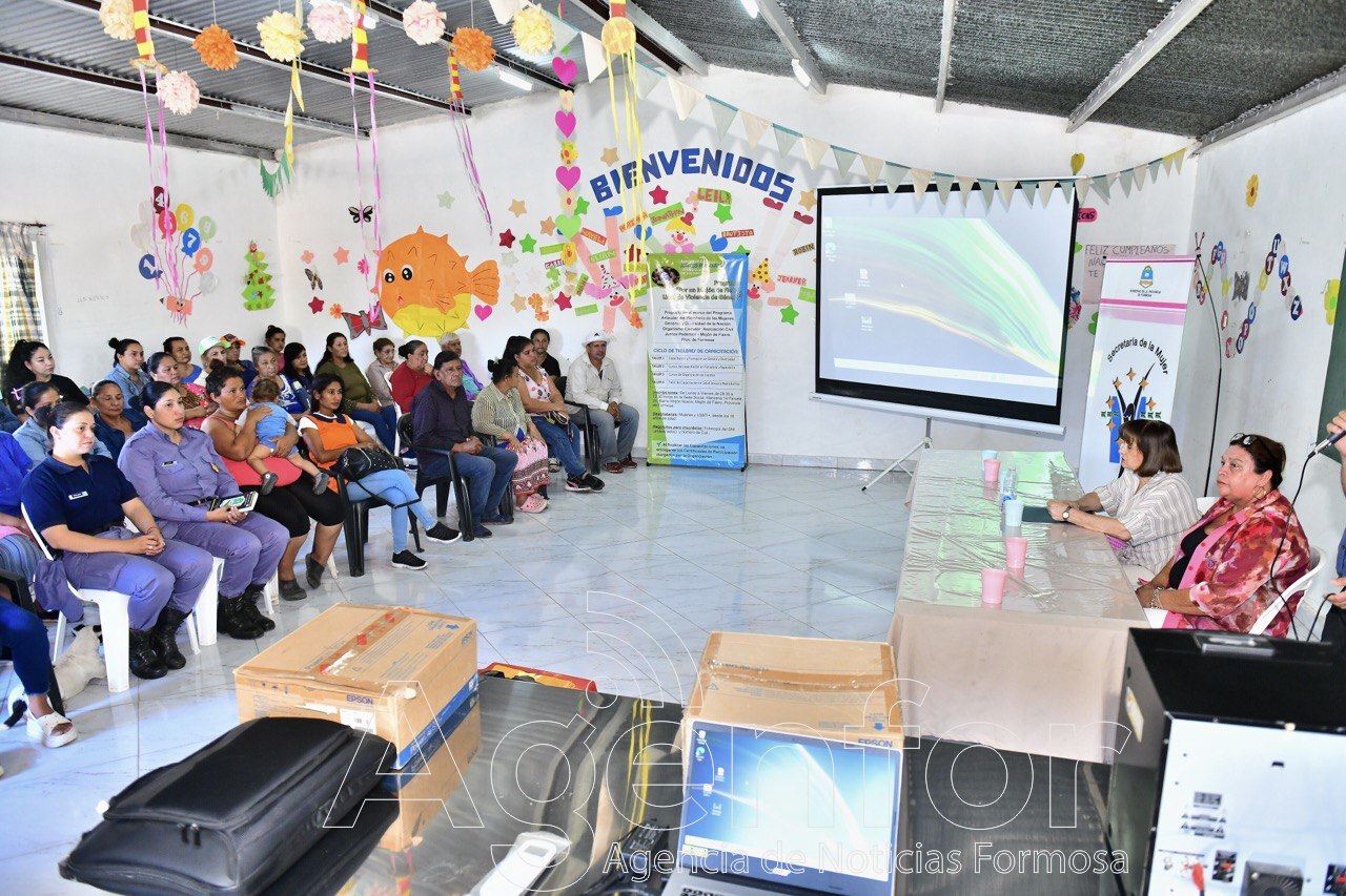 Con diversas actividades, Mojón de Fierro celebró sus 123 años