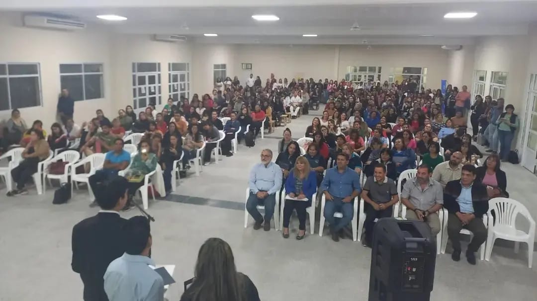 Iniciaron los talleres de Lengua de Señas Argentina y Lecto-escritura Braille