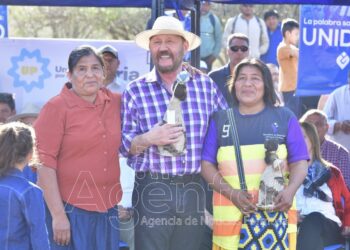“Orgullosos de nuestra historia y de ser formoseños, avanzamos decididos hacia el futuro”, subrayó Insfrán