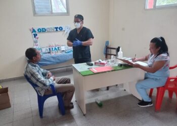 En comunidades del centro oeste renuevan cada semana numerosas prestaciones de salud gratuitas