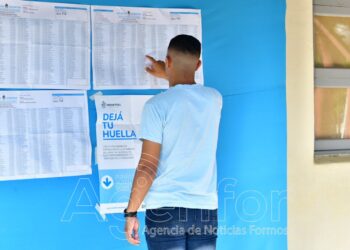Jóvenes formoseños celebran el derecho a emitir a su voto por primera vez