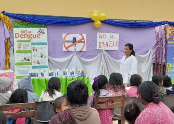Centro de salud de María Cristina continúa concientizando a la comunidad sobre la prevención del dengue