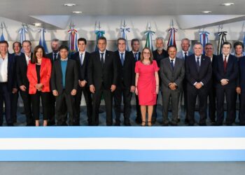 Gobernadores de 19 provincias expresaron su pleno respaldo a Massa en el ballotage