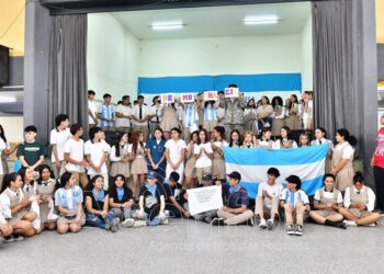 La EPES N° 51 realizó el muestreo anual institucional sobre los 40 años de democracia