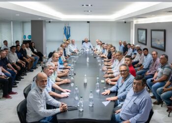 El Gobernador encabezó reunión con intendentes de toda la provincia