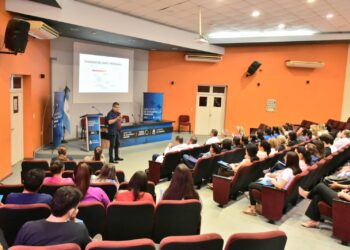 Equipos de salud de la provincia participaron de la Jornada del Prematuro