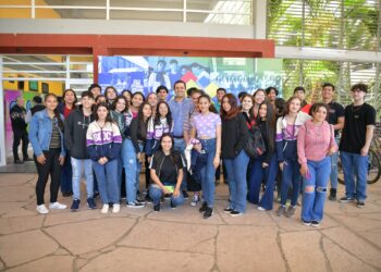 El vicegobernador Solís acompañó la Expo Carreras 2023 en la EPES N° 51