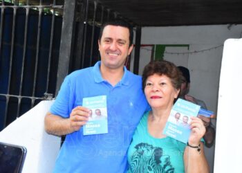 Solís acompañó recorrida de Unión por la Patria por barrios del Circuito Tres de la Capital