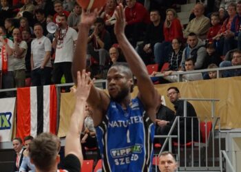 La Unión: Nueva ficha extranjera