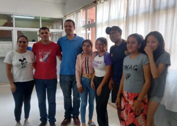El Vicegobernador visitó el Albergue Evita para saludar a delegaciones de estudiantes secundarios del interior provincial
