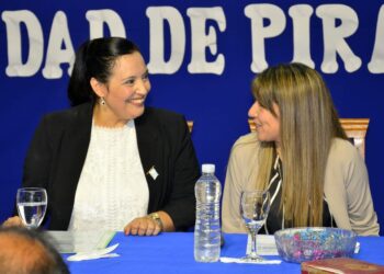 Asumió Yéssica Palacios, la primera intendenta electa en Pirané