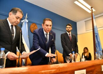 Jofré prestó juramento ante el HCD y asumió un nuevo mandato como intendente de la ciudad capital