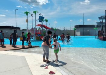 Jardineritos del barrio República Argentina visitaron el Parque Acuático