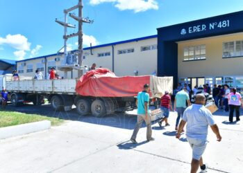 Reyes Magos: comenzó la distribución de los juguetes a las escuelas
