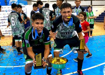 C17: Sanagus ganó nuevamente 3 a 2, gritó campeón y se llevó la copa Willy Gaete