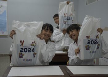 Distribución de kits escolares en Formosa: un gesto de compromiso y solidaridad