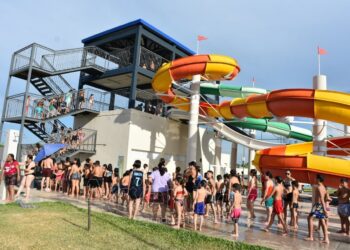 Parque Acuático: “Otro fin de semana inolvidable y encantador”, expresó Guardia Mendonca