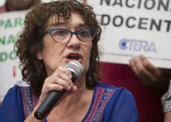 La secretaria nacional del CTERA apuntó contra el gobierno nacional por desfinanciar la educación