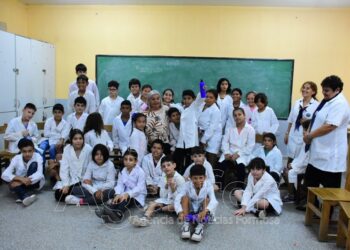 Alumnos de la EPEP 82 participaron de una jornada de “cuenta cuentos”