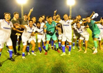 Sol de América se quedó con el duelo de formoseños