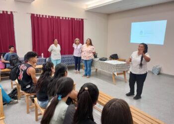 Brindaron charla-taller de concientización sobre autismo