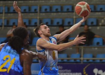 LNB: Zárate volvió a la victoria ante La Unión de Formosa