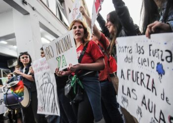 Convocan a marchar en defensa de la Universidad pública argentina