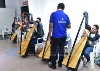 Continúan abiertas las inscripciones para los talleres gratuitos de arpa, guitarra y acordeón