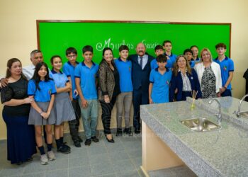 Heizenreder celebró la entrega de un nuevo edificio educativo por el Gobierno de Formosa