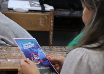 Línea 102: Una herramienta de protección y asistencia para niñas, niños y adolescentes
