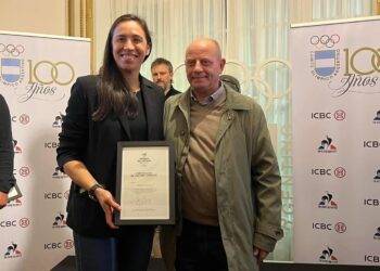 Mimi Sosa reconocida por el COA