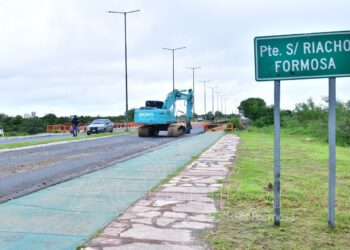 Avenida Ribereña: Esta semana habilitarían el tránsito, mientras continúan los trabajos fuera de la calzada