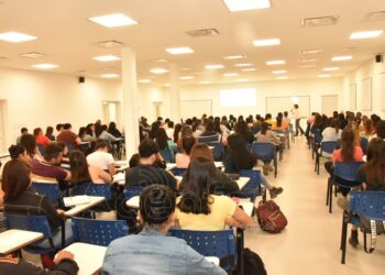 Docente de Medicina de la UPLaB resaltó el interés por aprender de los estudiantes