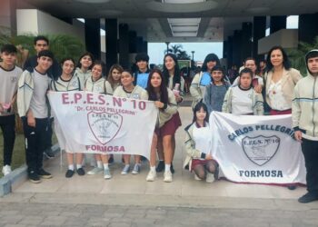 Estudiantes de la EPES N° 10 visitaron el Polo Científico