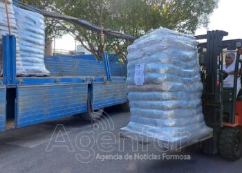 Nutrifor empezó con la distribución de más de 13 mil kilos de productos para las escuelas del interior