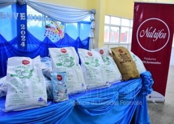 Concluyó este martes la entrega de alimentos Nutrifor a escuelas de Capital
