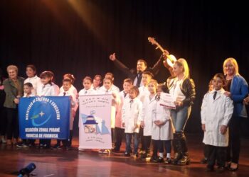 Homenajearon a Chiquita Milanese con un encuentro coral en el Teatro de la Ciudad
