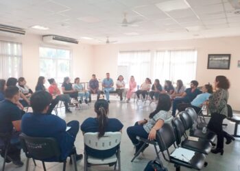 Profesionales de salud mental del Hospital Distrital N° 8 participaron de un nuevo taller de capacitación