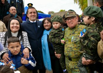 El vicegobernador Solís participó del acto por el Día de la Independencia en Pirané