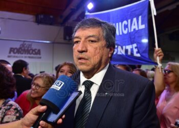 Aráoz confirmó que “está resuelto” el problema en la liquidación de los haberes de más de 300 docentes 