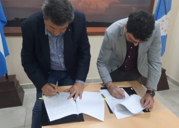 El Ministerio de Educación y la UPLaB firmaron un convenio de cooperación y articulación de acciones académicas