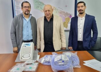 En el Hospital de Laguna Blanca fue entregado un equipo generador de oxigenoterapia de alto flujo