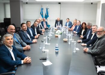 El Gobernador se reunió con las autoridades de la CAME