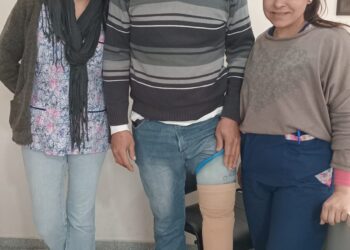 Un vecino del Lote 111 expresó su agradecimiento por la prótesis que le entregaron y que le permitirá mejorar su calidad de vida