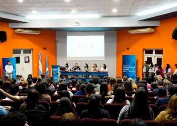 Con gran asistencia se realizó la apertura de las VIII Jornadas de Salud Mental