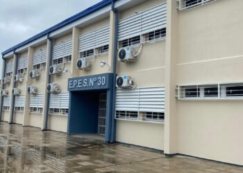 Destacan la inauguración de una nueva obra educativa en la provincia