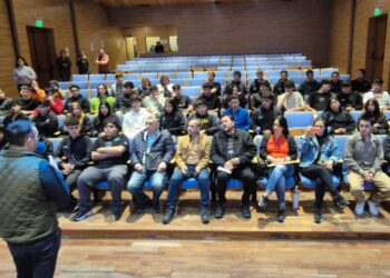 Jóvenes chaqueños visitaron el Polo Científico de Formosa