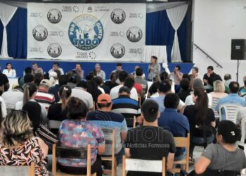 El ministro González destacó “la alegría” con la que en el interior se espera al OPNGT y al gobernador Insfrán