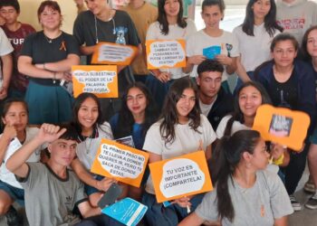 Estudiantes de la EPES N° 91 participaron de una charla sobre prevención del suicidio